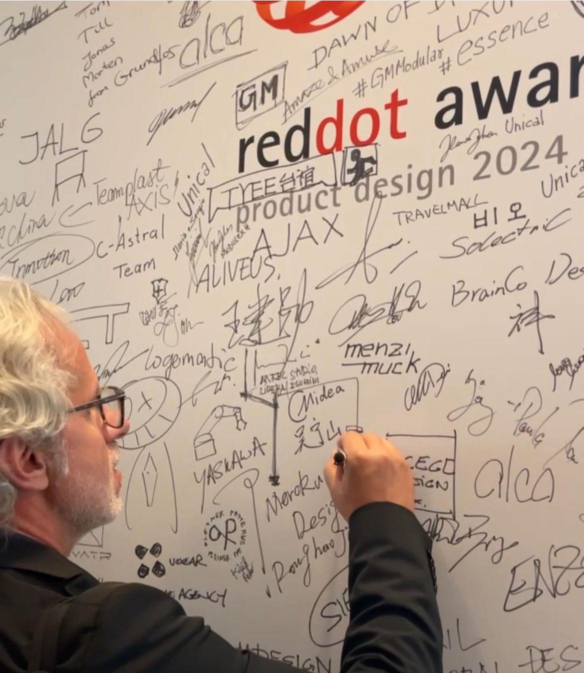 iGuzzini shines at the Red Dot Design Awards 2024 