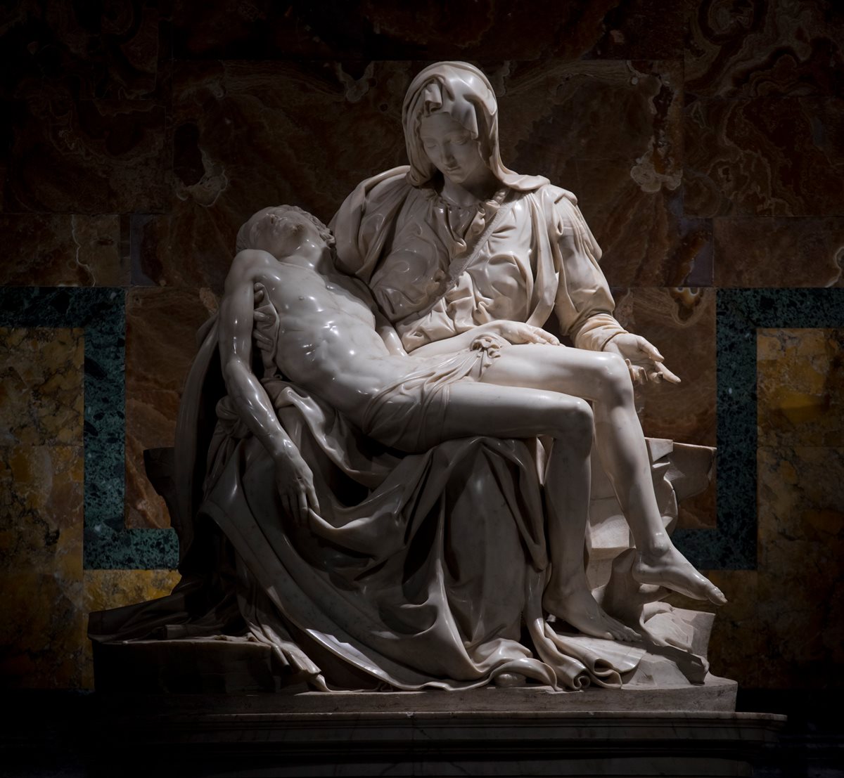 iGuzzini illumina la Pietà di San Pietro
