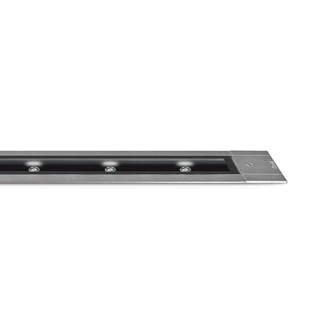 Linealuce 47 recessed Remote