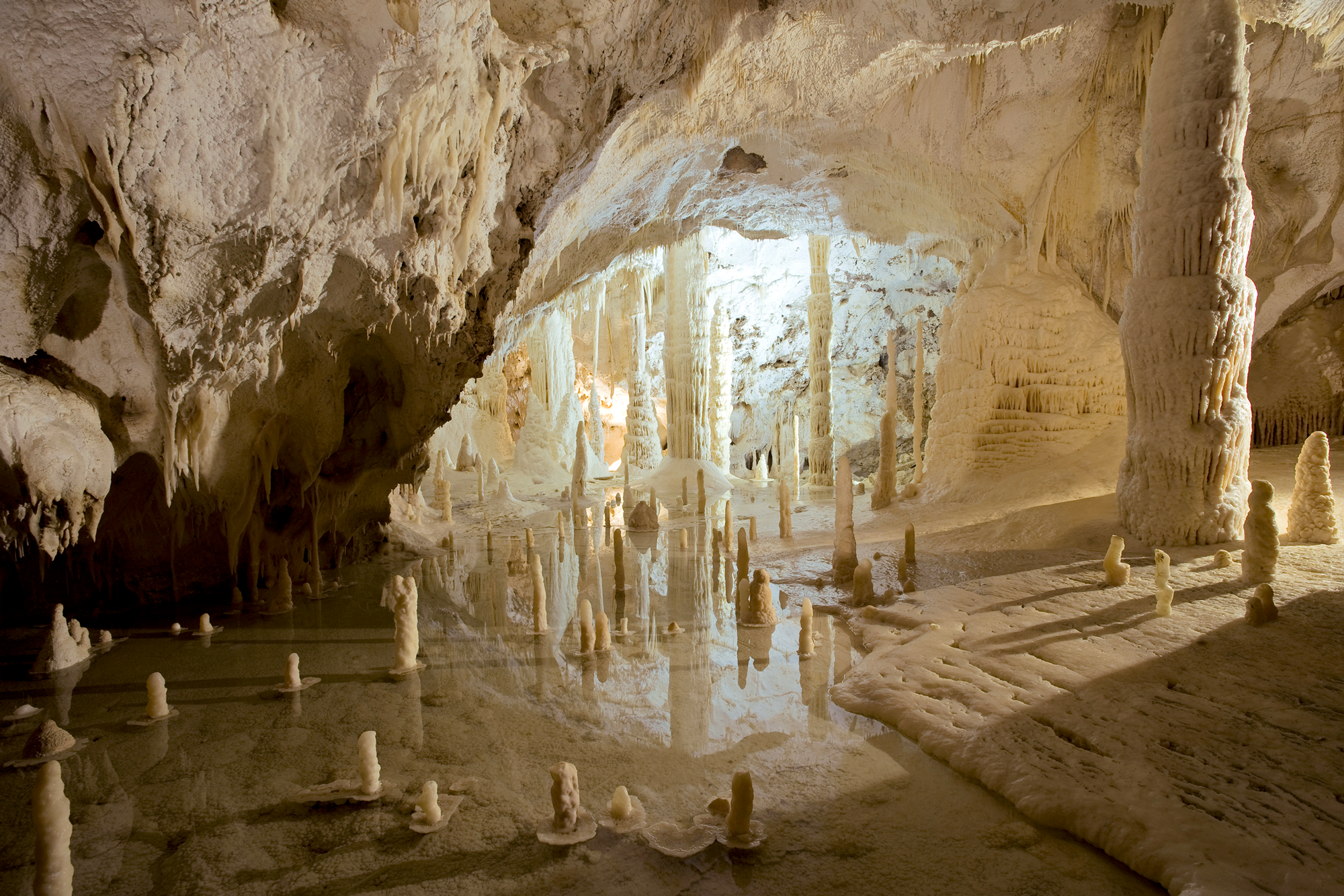 Sala delle Candeline - Grotte di Frasassi